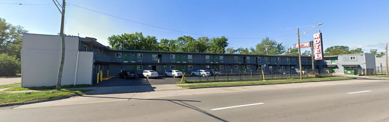 MNM Motel (American Motel, Americana Motel) - Street View (newer photo)